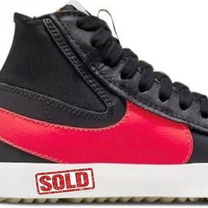 Nike Blazer Mid '77 Jumbo *Black/Bright Crimson* - Size 10M / 11.5W / 44EU